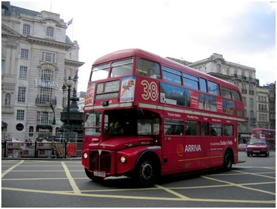 Englanti Lontoo kaksikerroksinen punainen bussi loma kuva