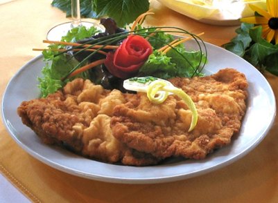 kuva wieninleike itävaltalainen ruoka keittiö